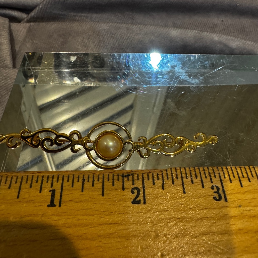 Vintage Monet‎ Gold Tone And Faux Pearl Bar Brooch Pin